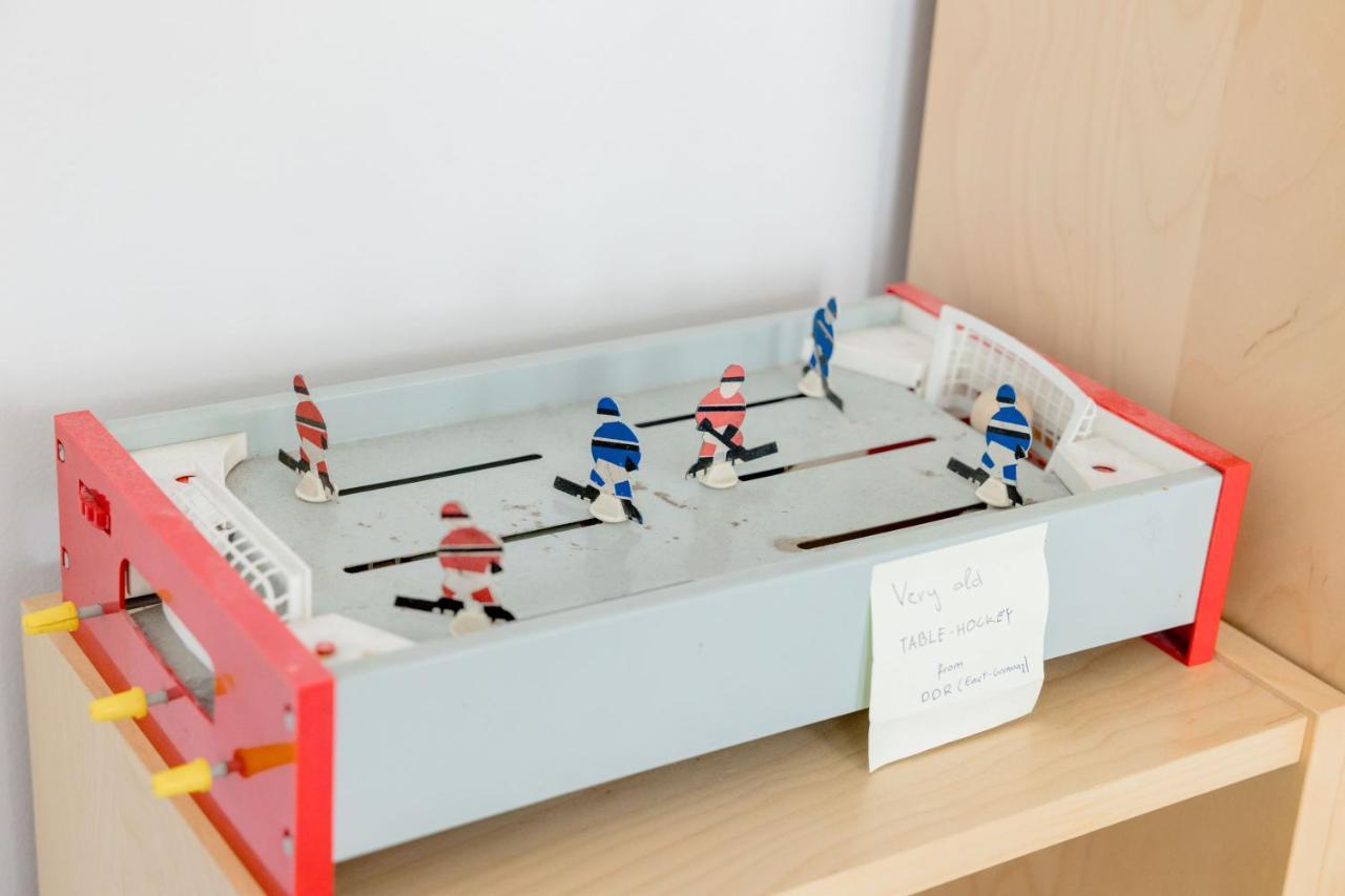 شقة Live Like A Local At The Rustic Hockey Hut بودابست المظهر الخارجي الصورة